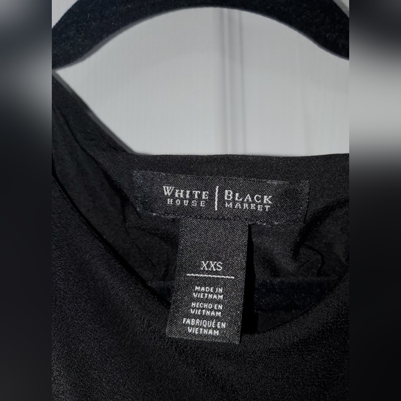 WHBM Black Sleeveless Tank Silver Grommet Detail on Left Shoulder Size XXS - Picture 3 of 5